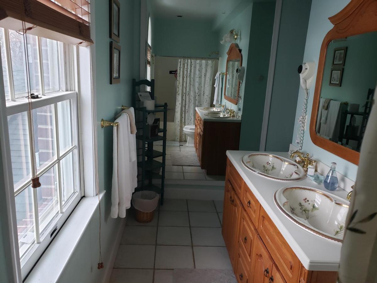 סולומונס Blue Heron Inn - A Bed And Breakfast Llc מראה חיצוני תמונה